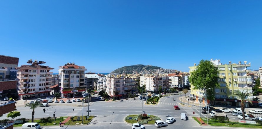 آپارتمان در Alanya ، ترکیه 3 خوابه ، 150 متر مربع. شماره 216707