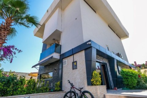 Продажа виллы  в Аланье, Анталье, Турция 5 комн., 300м2, №94744 – фото 4