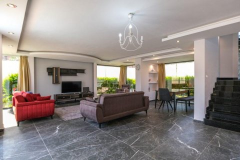 Продажа виллы  в Аланье, Анталье, Турция 5 комн., 300м2, №94744 – фото 12