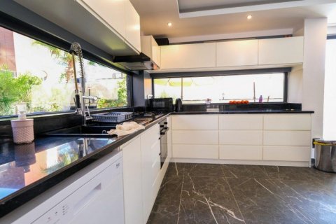 Продажа виллы  в Аланье, Анталье, Турция 5 комн., 300м2, №94744 – фото 16