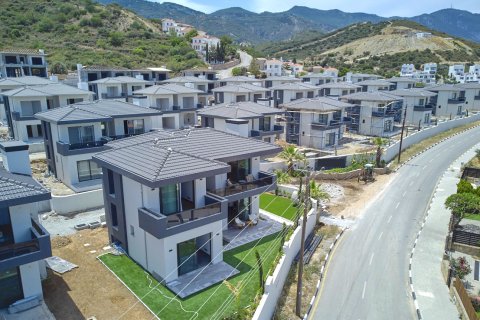 Villa 4+1 Alsancak, Girne, №214235