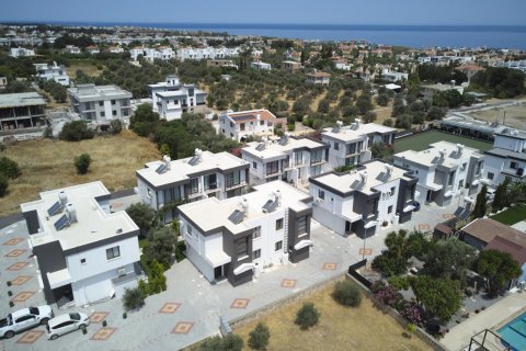 3+1 Apartment  in Lapta, Girne, Northern Cyprus No. 214580