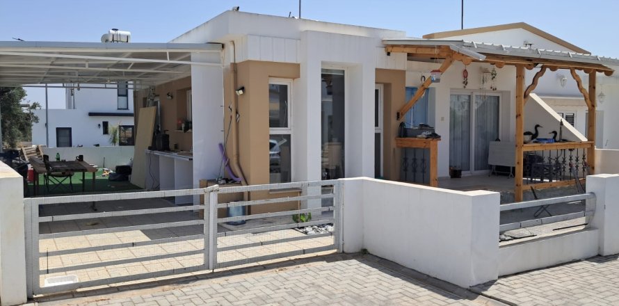 2+1 Villa  i Mutluyaka, Famagusta,  Nr. 214579