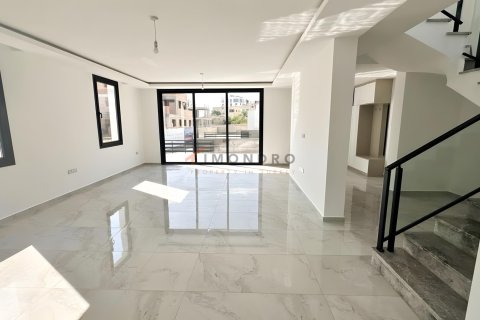Villa for sale  in Yeni Bogazici, Famagusta, Northern Cyprus, 2 bedrooms, 240m2, No. 216140 – photo 11