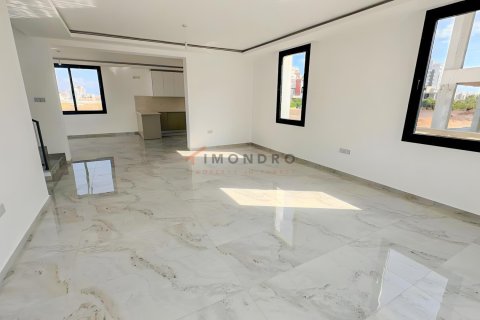 Villa for sale  in Yeni Bogazici, Famagusta, Northern Cyprus, 2 bedrooms, 240m2, No. 216140 – photo 16