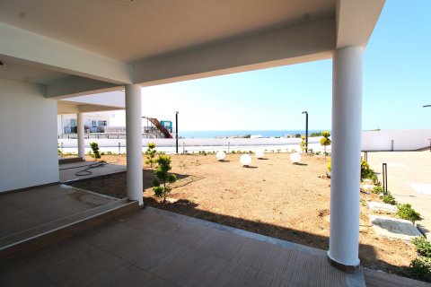 Apartment for sale in Girne, Northern Cyprus, 1 bedroom, 52m2, No. 48957 – photo 21