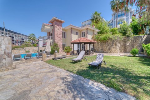 Villa for sale  in Alanya, Antalya, Turkey, 5 bedrooms, 265m2, No. 216889 – photo 2