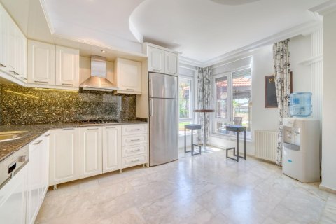 Villa for sale  in Alanya, Antalya, Turkey, 5 bedrooms, 265m2, No. 216889 – photo 13