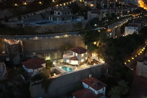 3+1 Villa  i Alanya, Antalya, Tyrkiet Nr. 216894