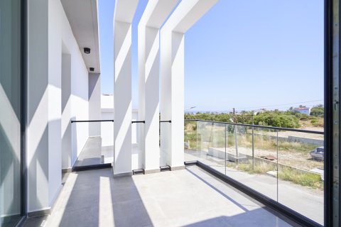 4+1 Villa  i Ozankoy, Girne,  Nr. 214317 - 19