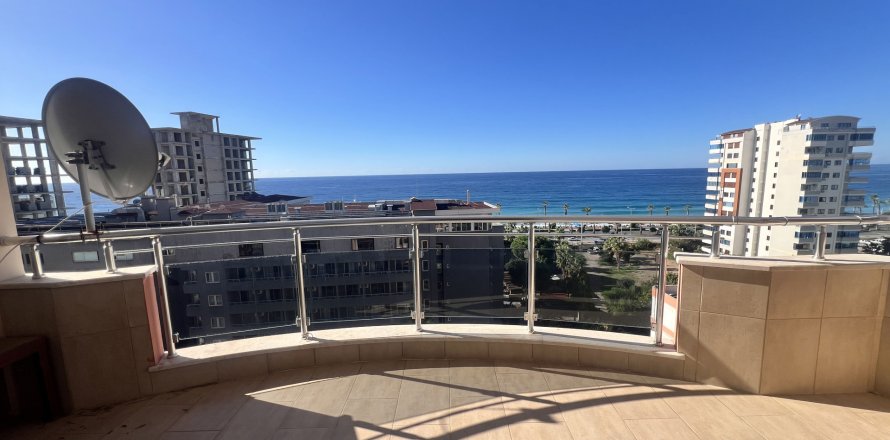 2+1 Apartment  in Mahmutlar, Antalya, Turkey No. 218048
