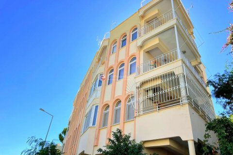 Продажа квартиры в Аланье, Анталье, Турция 2+1, 140м2, №212189 – фото 3