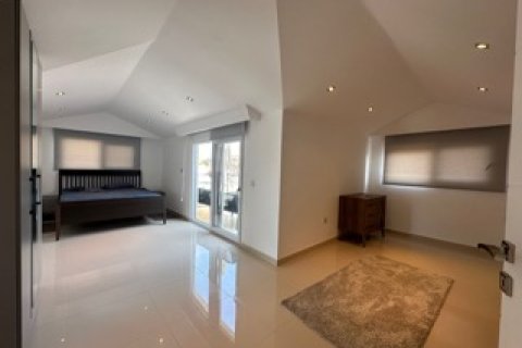 Продажа квартиры  в Анталье, Турция 3+1, 150м2, №222882 – фото 14