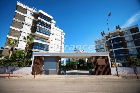 Продажа квартиры  в Кепезе, Чанаккале, Турция 2+1, 68м2, №212115 – фото 18