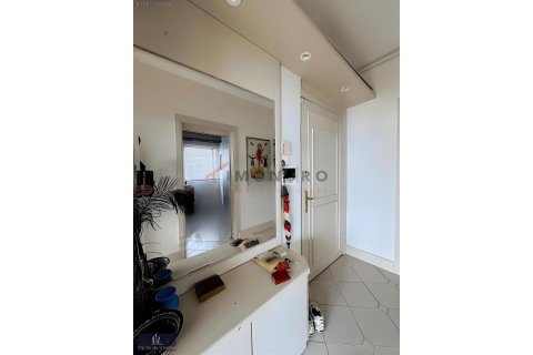 آپارتمان در Beyoglu،  Istanbul ، ترکیه 3 خوابه ، 130 متر مربع.  شماره 221255 - 11
