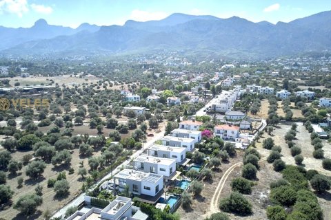 Продажа виллы в Чаталкое, Гирне, Северный Кипр 3+1, 170м2, №226853 – фото 2