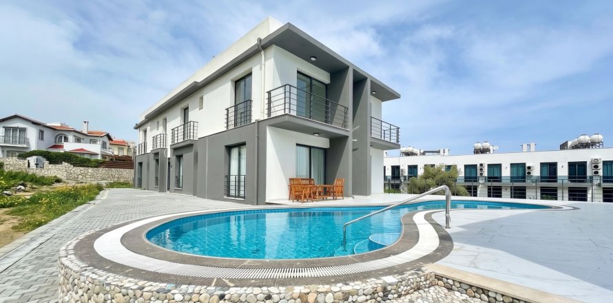 Lägenhet  i Alsancak, Girne,  Nr. 226852