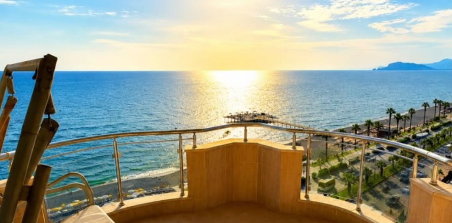 2+1 Lägenhet i Mahmutlar, Antalya, Turkiet Nr. 228806