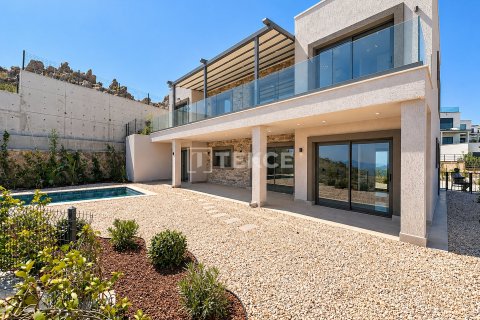 3+1 Apartment in Bodrum, Mugla, Turkey No. 237681