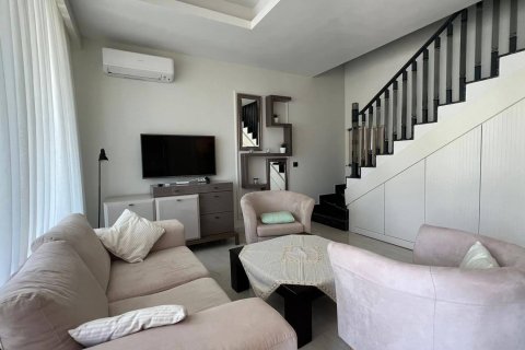 2+1 Lägenhet i Mahmutlar, Antalya, Turkiet Nr. 225807 - 2