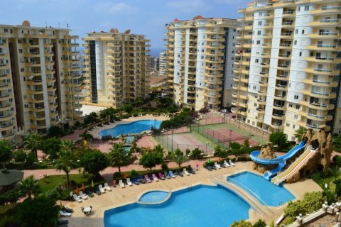 3+1 Lägenhet  i Mahmutlar, Antalya, Turkiet Nr. 225804