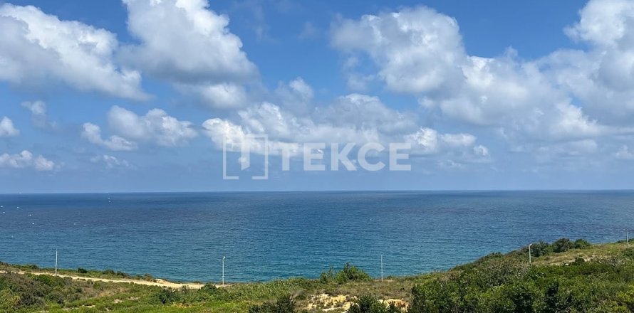 ویلا در Beykoz ، ترکیه 6 خوابه ، 336 متر مربع. شماره 237429