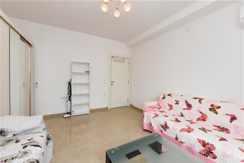2+1 Lejlighed i Mahmutlar, Antalya, Tyrkiet Nr. 228916 - 5