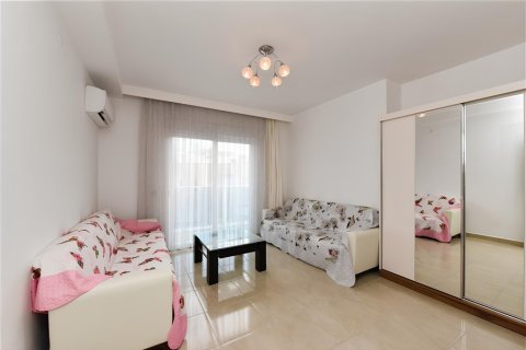 2+1 Lejlighed i Mahmutlar, Antalya, Tyrkiet Nr. 228916 - 4