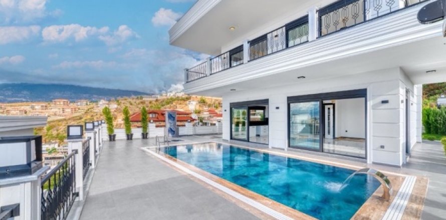 4+1 Villa i Antalya, Tyrkia Nr. 222607