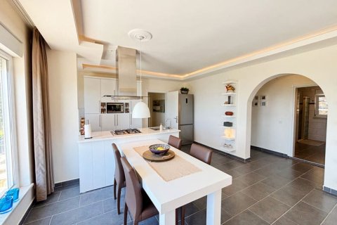 2+1 Villa i Kestel, Antalya, Turkiet Nr. 238000 - 2