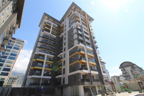 1+1 Apartment  in Mahmutlar, Antalya, Turkey No. 238004