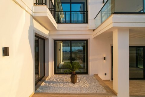 4+1 Villa  i Girne,  Nr. 211811 - 8