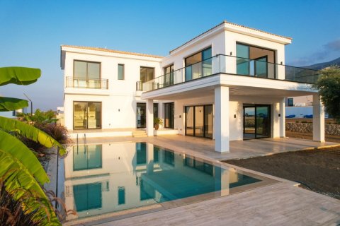 4+1 Villa i Girne, Nr. 211811