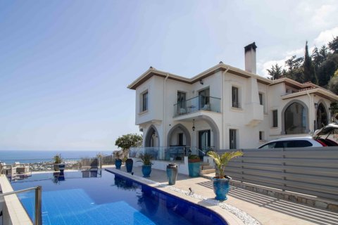 Villa 4+1 Girne, №211809
