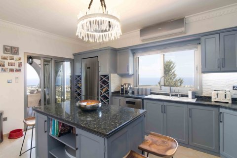 4+1 Villa i Girne, Nr. 211809 - 12