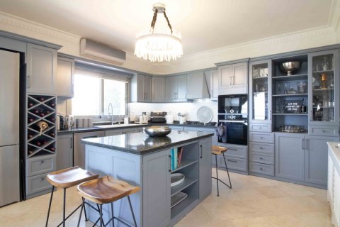 4+1 Villa i Girne, Nr. 211809 - 11