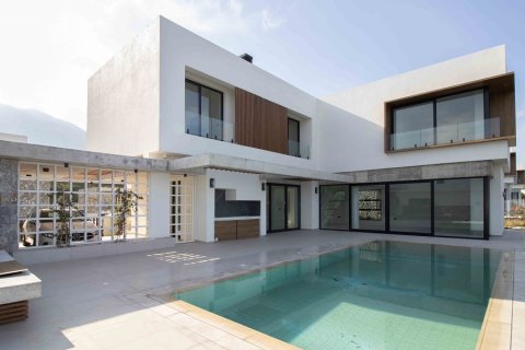 4+1 Villa  i Girne,  Nr. 211810