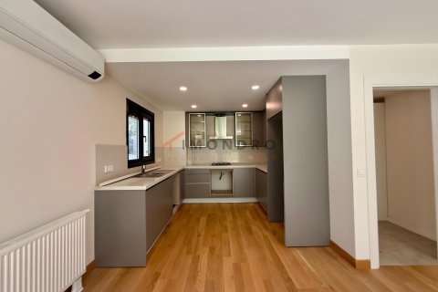 آپارتمان در Kadikoy،  Istanbul ، ترکیه 3 خوابه ، 155 متر مربع.  شماره 228613 - 11