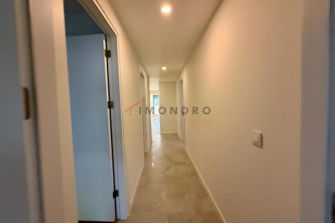 آپارتمان در Kadikoy،  Istanbul ، ترکیه 3 خوابه ، 155 متر مربع.  شماره 228613 - 13