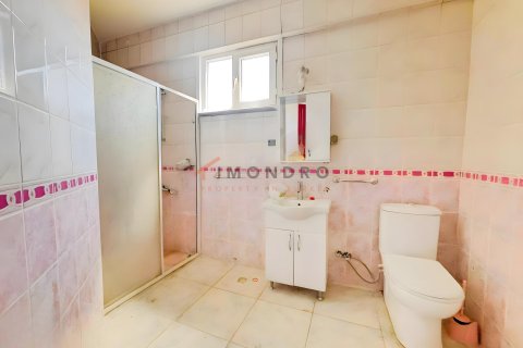 Apartment for sale  in Fatih, Istanbul, Turkey, 3 bedrooms, 140m2, No. 228615 – photo 16