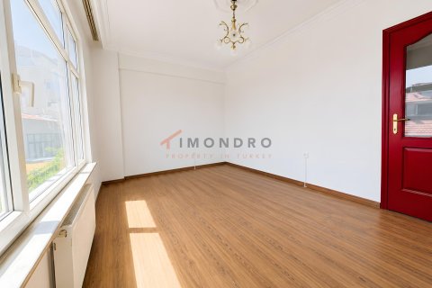 Apartment for sale  in Fatih, Istanbul, Turkey, 3 bedrooms, 140m2, No. 228615 – photo 5