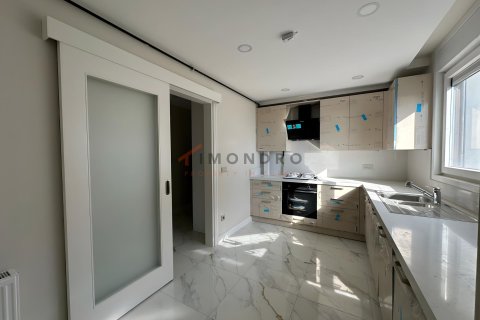 3+1 Leilighet  i Kadikoy, Istanbul, Tyrkia Nr. 228612 - 12