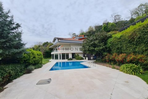 ویلا در Sariyer،  Istanbul ، ترکیه 8 خوابه ، 500 متر مربع.  شماره 225237 - 15