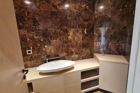 ویلا در Sariyer،  Istanbul ، ترکیه 8 خوابه ، 500 متر مربع.  شماره 225237 - 21