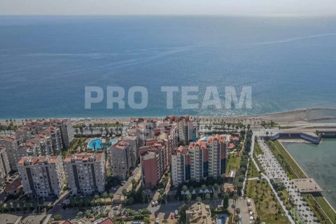 Lägenhet  i Konyaalti, Antalya, Turkiet Nr. 211744