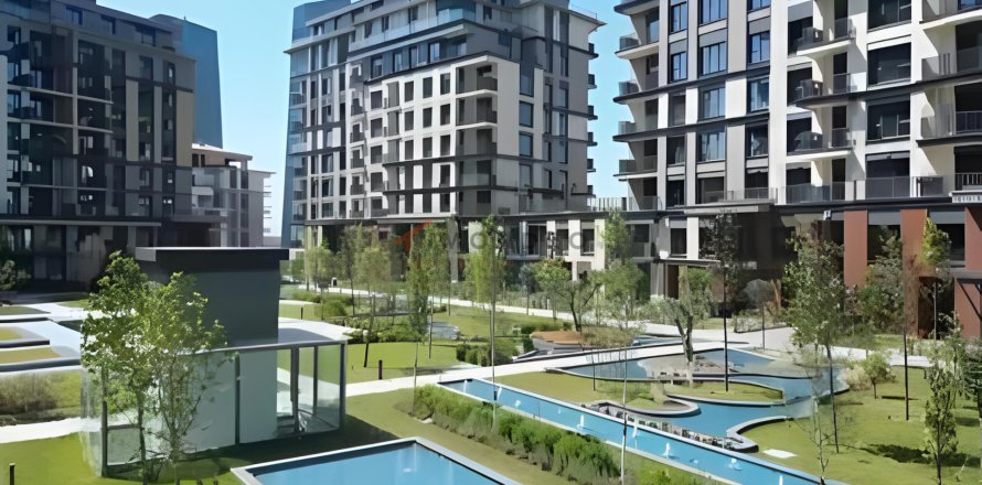 1+1 Apartment  in Istanbul, Turkey No. 221120