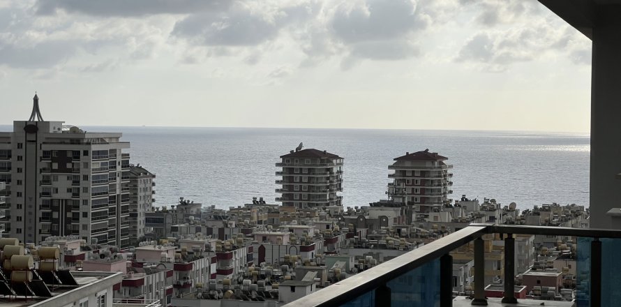 3+1 Lejlighed  i Mahmutlar, Antalya, Tyrkiet Nr. 217633