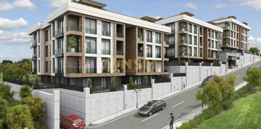 2+1 Apartment  in Istanbul, Turkey No. 104945