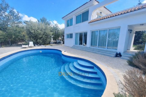4+1 Villa i Ozankoy, Girne, Nr. 225697 - 2