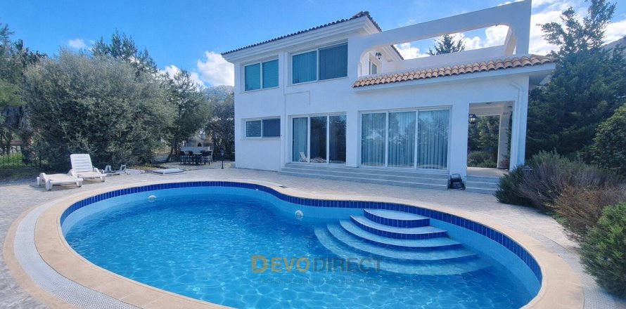 4+1 Villa i Ozankoy, Girne, Nr. 225697